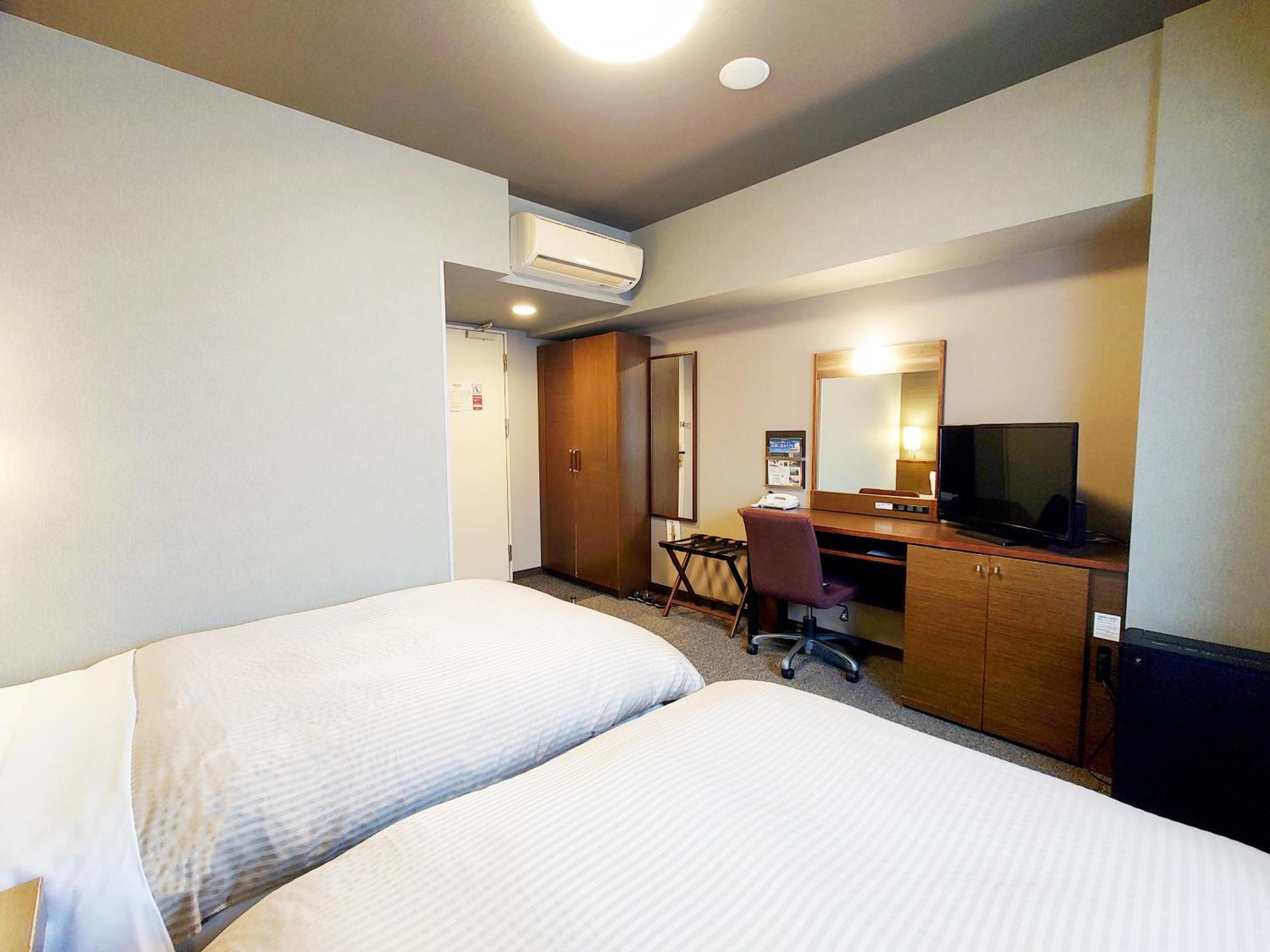 Hotel Route-Inn Komagane Inter Bagian luar foto